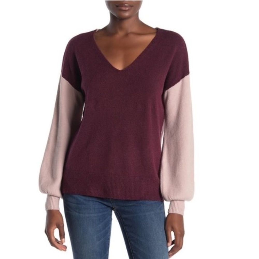 14th & Union V-Neck Colorblock Sweater